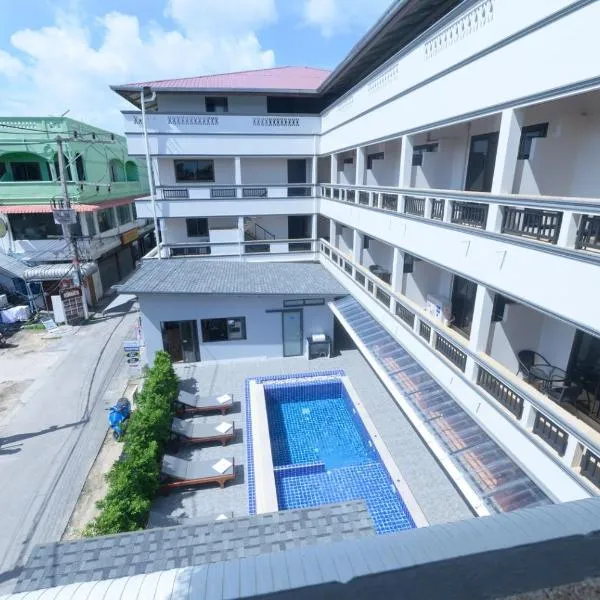 Coconut Grove Hotel Samui，位于查汶的酒店