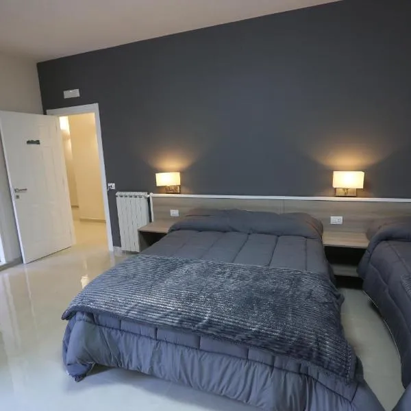 COSTA APARTMENT NAPLES, hotel a Napoli