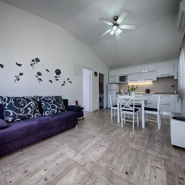 Villa Franceska, hôtel à Vis