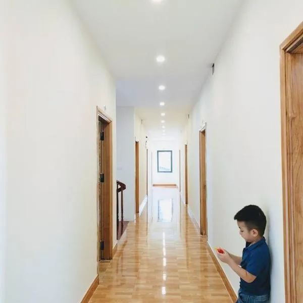 AKU HOUSE Villa Ao vua, hôtel à Ba Vì