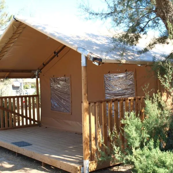 Oh! Campings - Le Clos du Rhône, hotel v Saintes-Maries-de-la-Mer