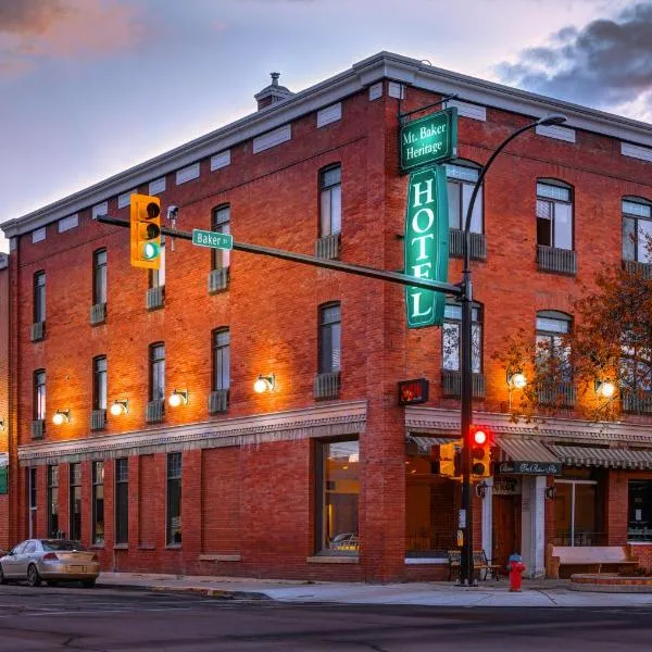 The Baker Hotel, hotel in Cranbrook