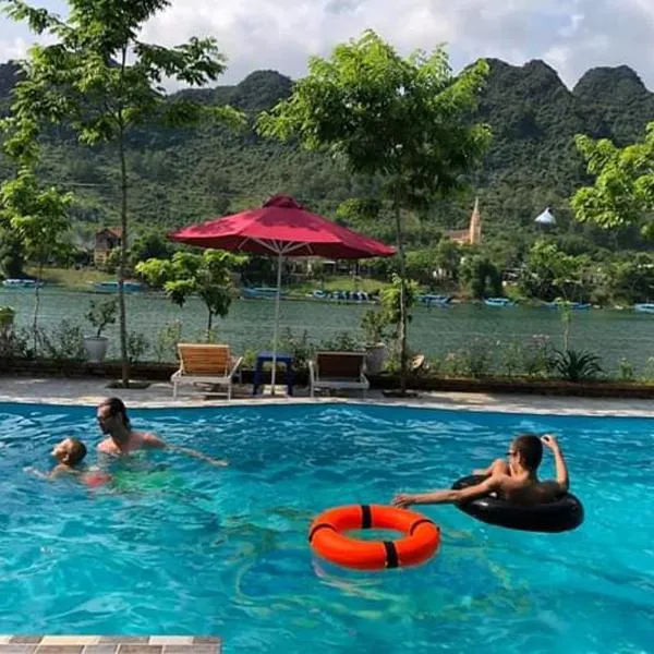 Restful River Bungalow, hotel v destinaci Phong Nha