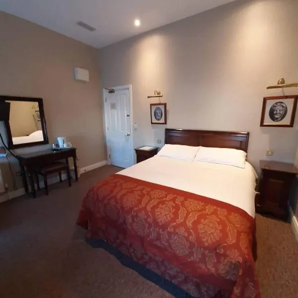 JBs Bar & Guest Accommodation, hotel in Kilkenny