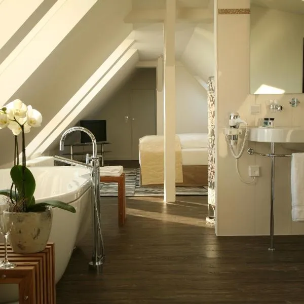 Strand-Hotel Seenelke, hotel in Wilhelmshaven