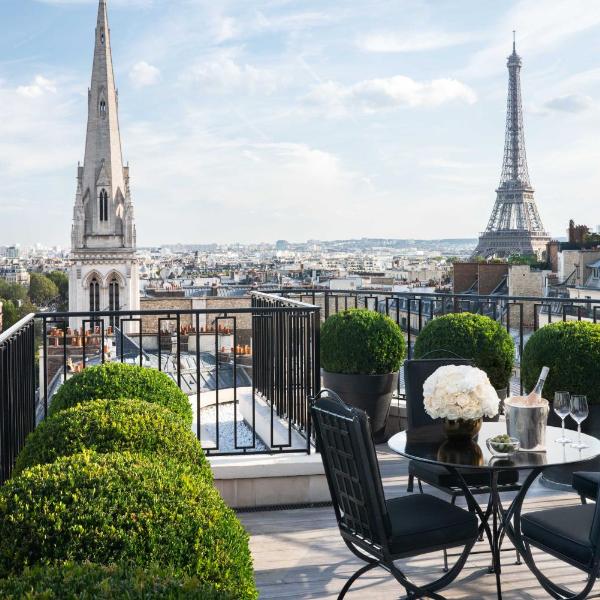 Four Seasons Hotel George V Paris, París