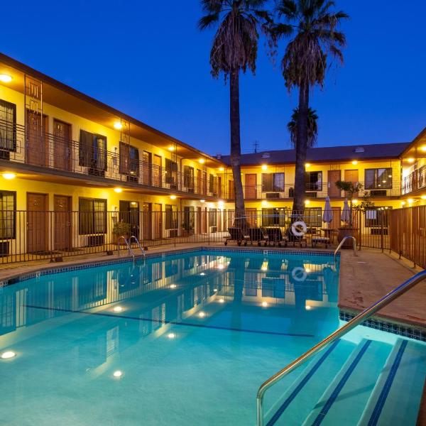 Studio City Court Yard Hotel, Los Ángeles
