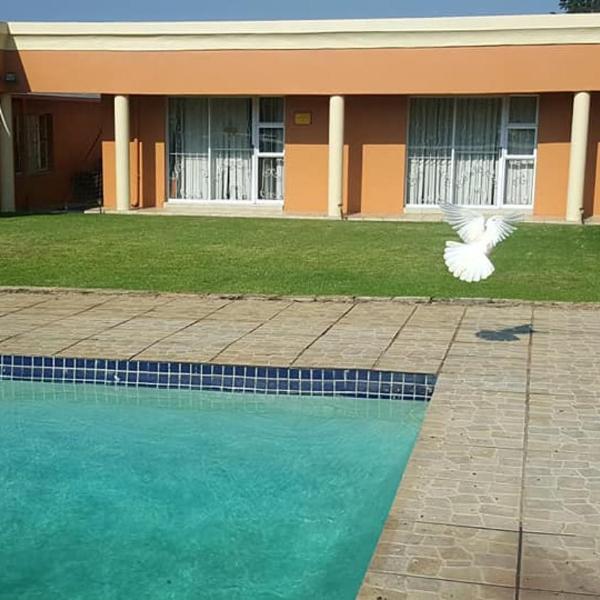 SunSet West Self Catering Maraisburg Roodepoort