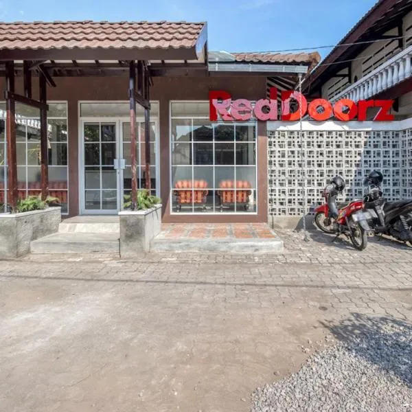 RedDoorz near Malioboro Tugu Station Jogja 2, hotell sihtkohas Yogyakarta