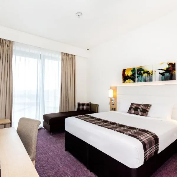 Premier Inn Dubai Dragon Mart, hotel in Dubai