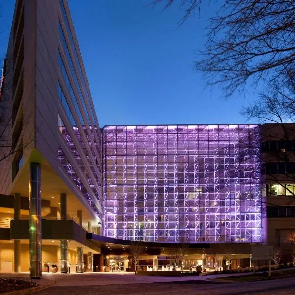 Hyatt Regency - Greenville, отель в городе Гринвилл