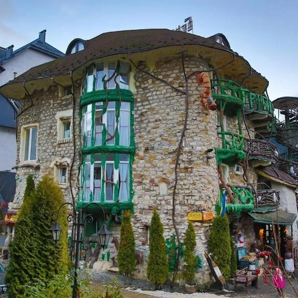 Грибова хата, Hotel in Bukowel