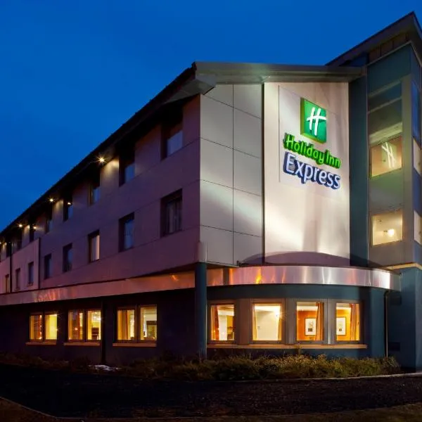 Holiday Inn Express Dunfermline by IHG, hotel v destinaci Dunfermline