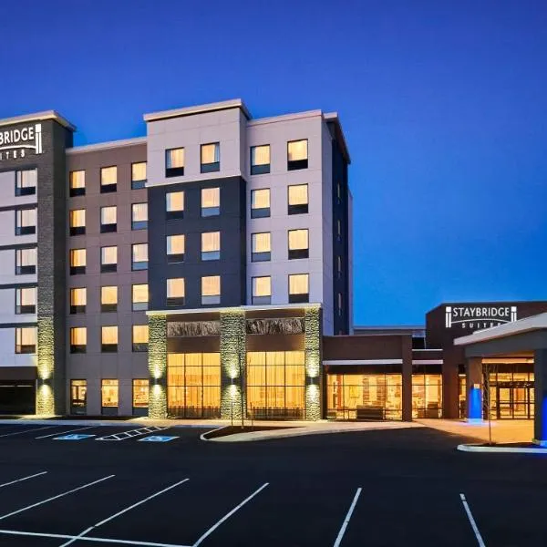 Staybridge Suites Niagara-On-The-Lake by IHG、ナイアガラ・オン・ザ・レイクのホテル