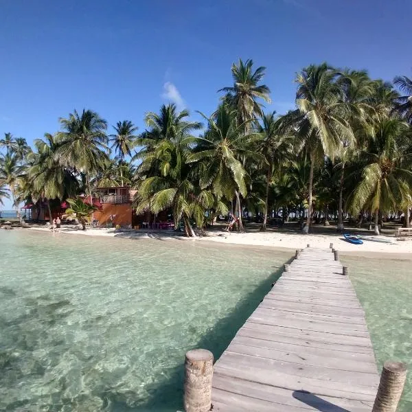 Private Room in San Blas Islands PLUS meals, hotel em Waisalatupo