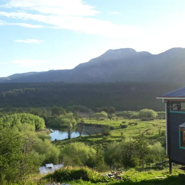 Refugio del río, a orillas del río Cochrane, hotel in Cochrane