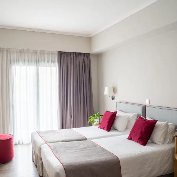 CHROMA FASHION ROOMS & APARTMENTS, hotel in Athens
