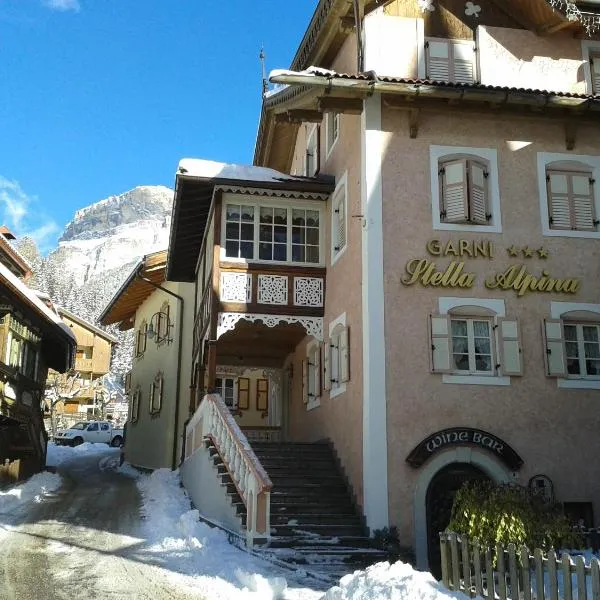 Garnì Stella Alpina, hotel em Canazei