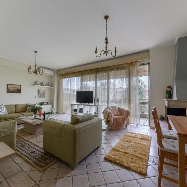 3BD Apartment in the Center - Self check in, ξενοδοχείο στην Πάτρα