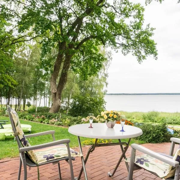 Ferienhaus Seensucht、ゲーレン・レビンのホテル