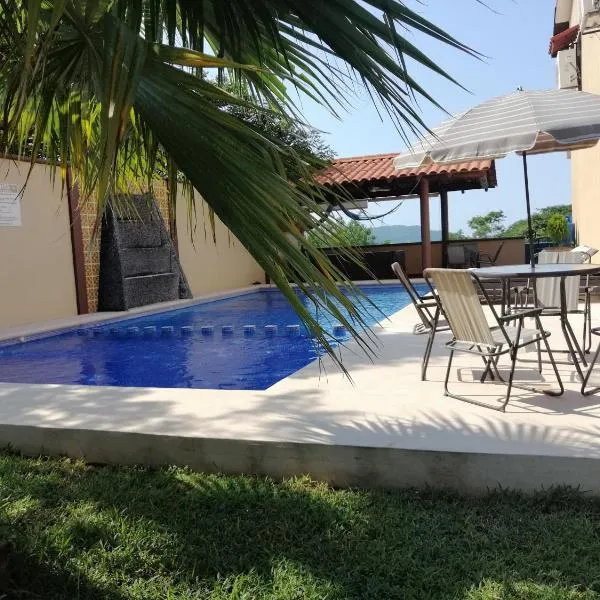 Villas victoria mirador, hotel in Zihuatanejo