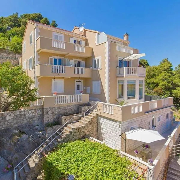 Apartments More, hotel v destinaci Sobra