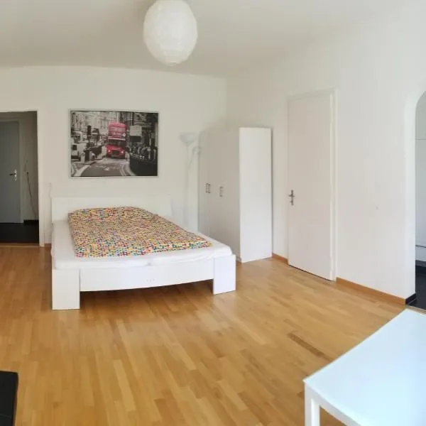 HSH Monbijou - Serviced Junior Suite with balcony Bern City，位于伯尔尼的酒店