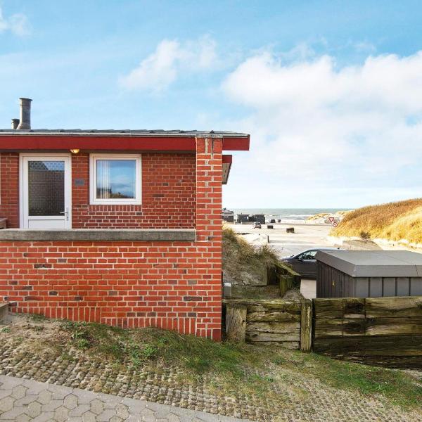 6 person holiday home in Henne
