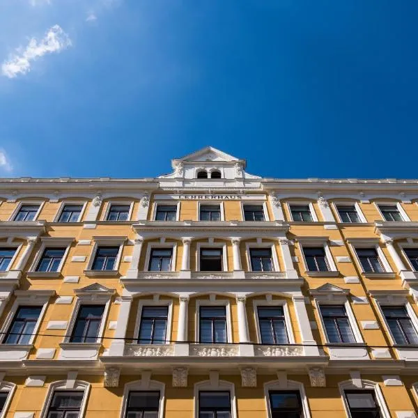 Pension Lehrerhaus, hotel in Vienna