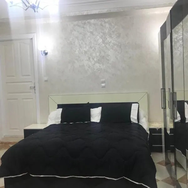 Super appartement de luxe T4 a la ville de Bejaia, hotel v destinaci Bejaïa