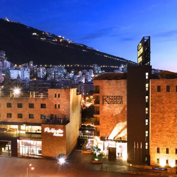 Reston Hotel, hôtel à Jounieh