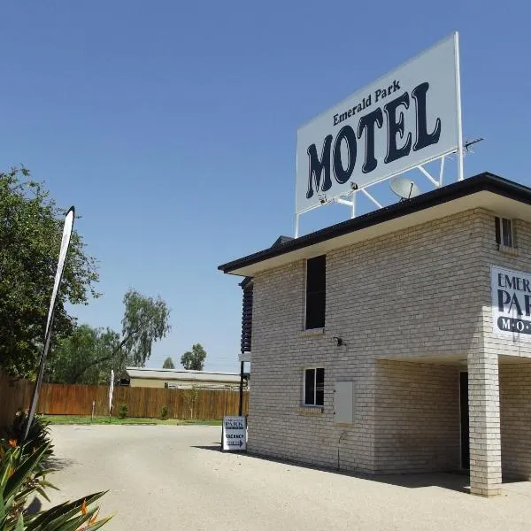 Emerald Park Motel, hôtel à Emerald