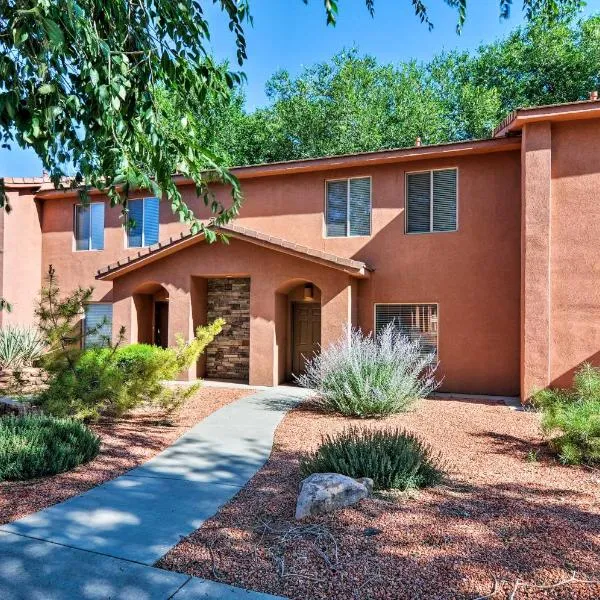 Kanab Condo with Pool and AC Less Than 1 Mi to Attractions!, hotel in Kanab