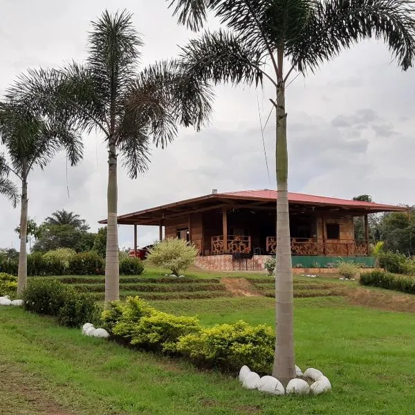 Casa Campestre Reina María، فندق في سان خوسيه ديل غوافياري