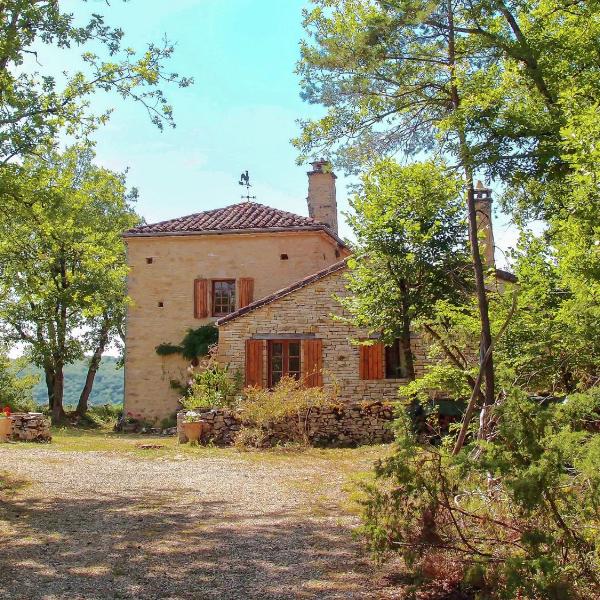 Holiday home in Bouzic near meadows