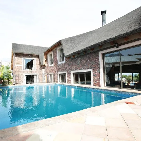 19th Hole Golf Villa Guesthouse, hôtel à Worcester