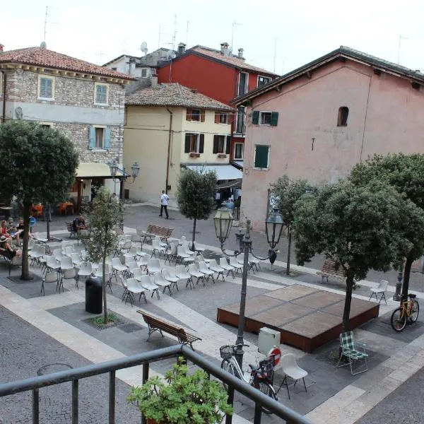 Appartamento Balconcino su Lazise, hotel v destinaci Lazise