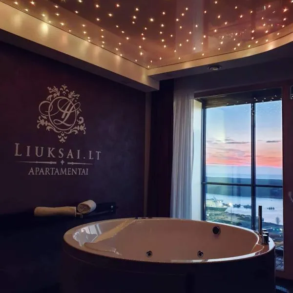 Panorama-27 Jacuzzi Apartment by LIUKSAI, ξενοδοχείο σε Κλάιπεντα