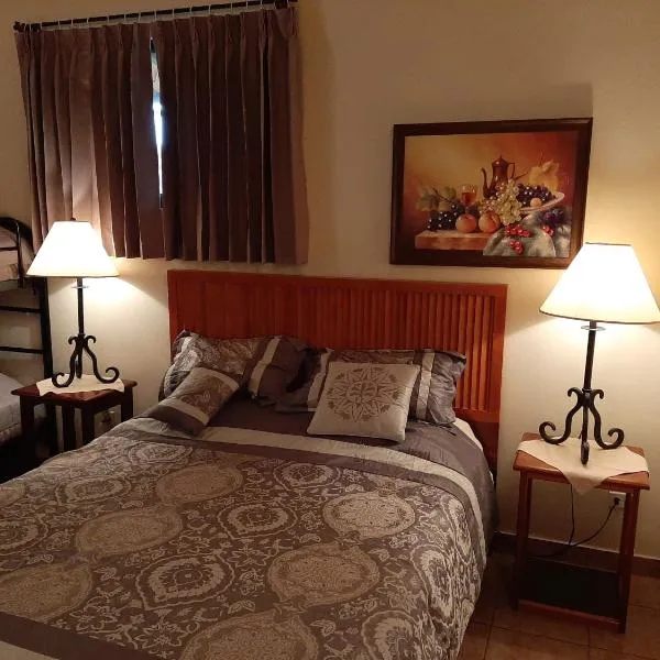 Marita's Bed and Breakfast, ξενοδοχείο σε Nuevo Arenal