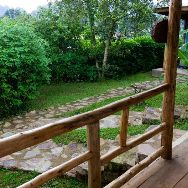 Karungi Camp, hotel v mestu Rubuguli