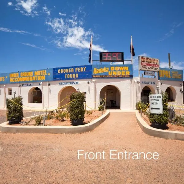Radeka Downunder Underground Motel, hôtel à Coober Pedy