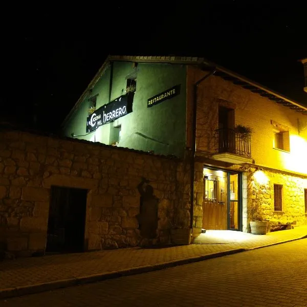 La Casona del Herrero, hôtel à Navaleno
