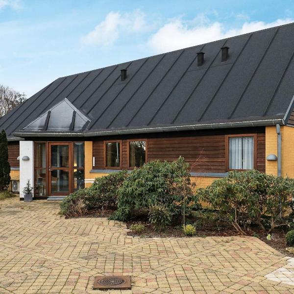 8 person holiday home in Skagen
