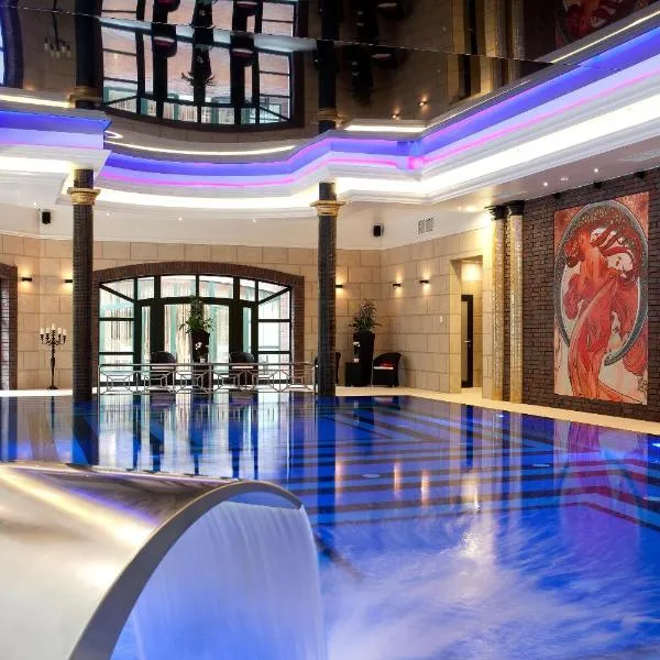 Hotel Royal Baltic 4* Luxury Boutique，位于乌斯特卡的酒店
