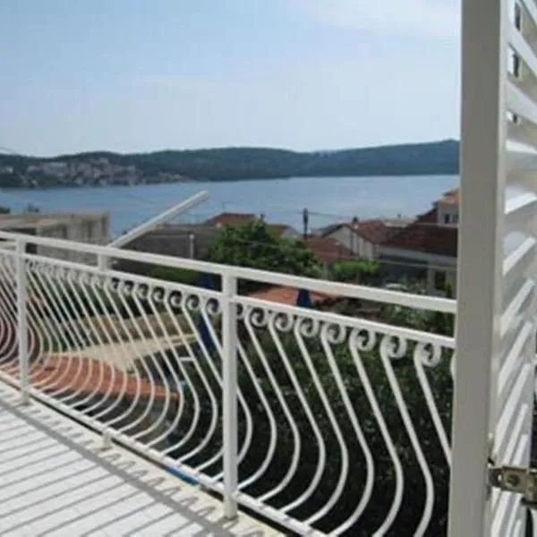 Ljiljana Apartment, ξενοδοχείο σε Okrug Gornji
