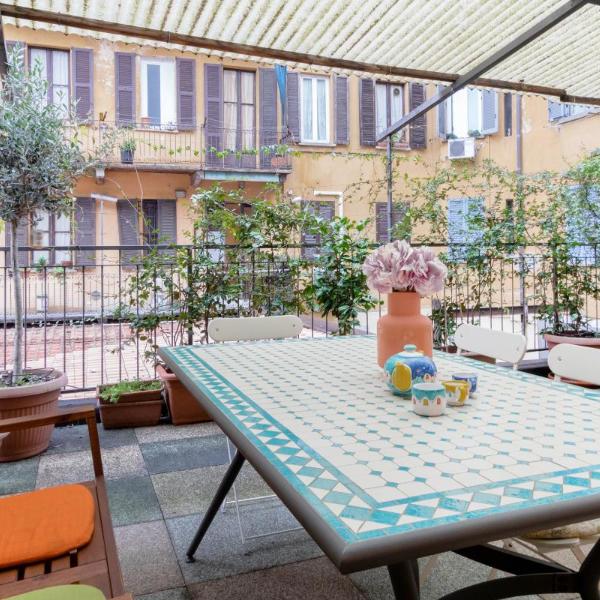 ALTIDO Apt for 6 with Big Terrace in Milan Centro Storico