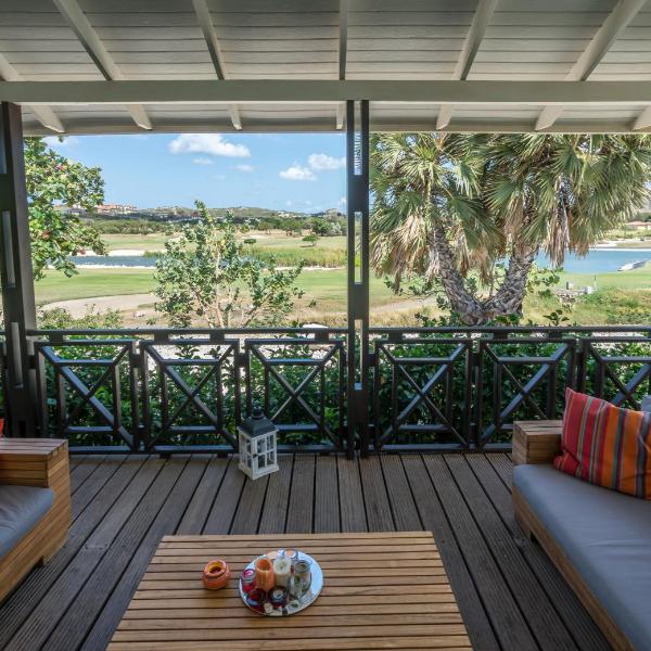 Blue Bay Beach Villa at Pool and Golfcourse, Blue Bay