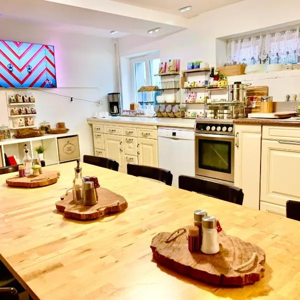 New Hostel Berlin Mitte FREE SNACK hot tea and coffee, Hotel in Berlin