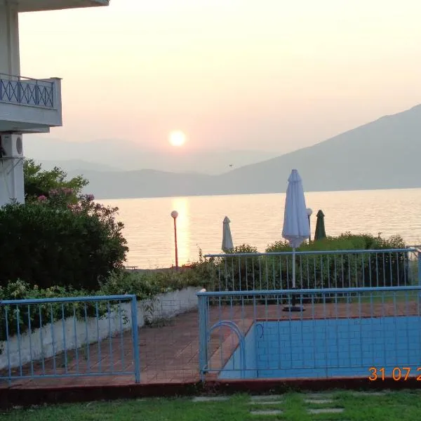 Porto Kairis, hotel en Oreoi