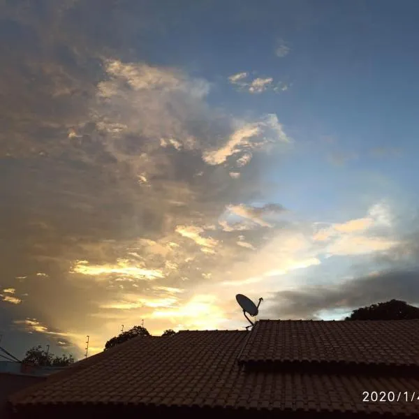 DOURADOS GUEST FLAT HOUSE, hotell sihtkohas Dourados